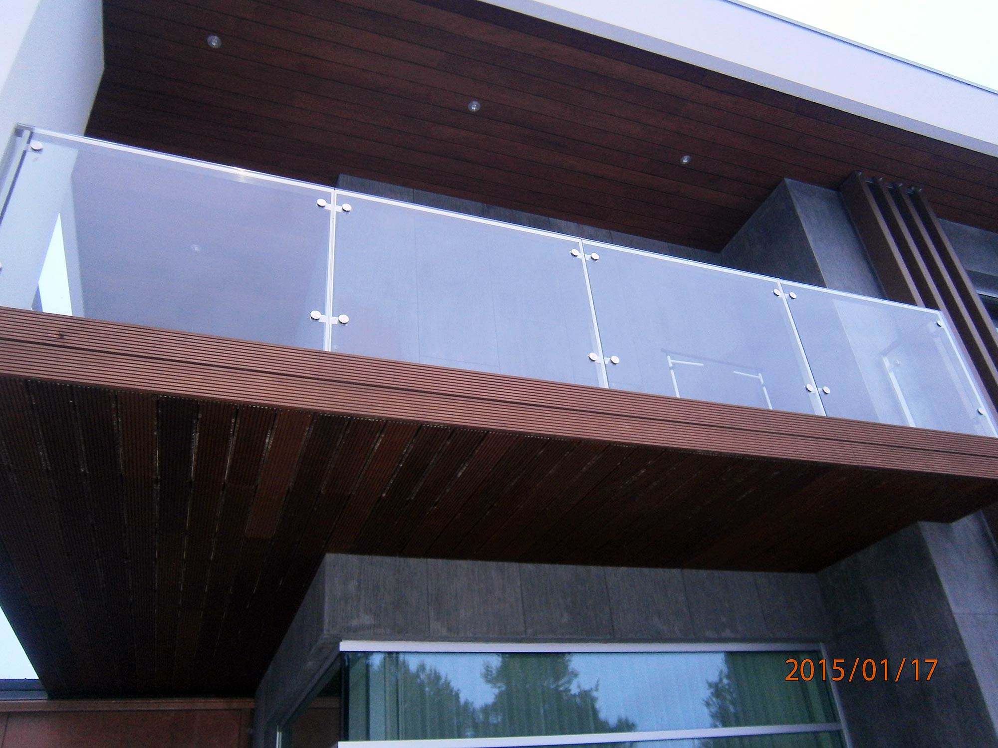 balcon glass rails