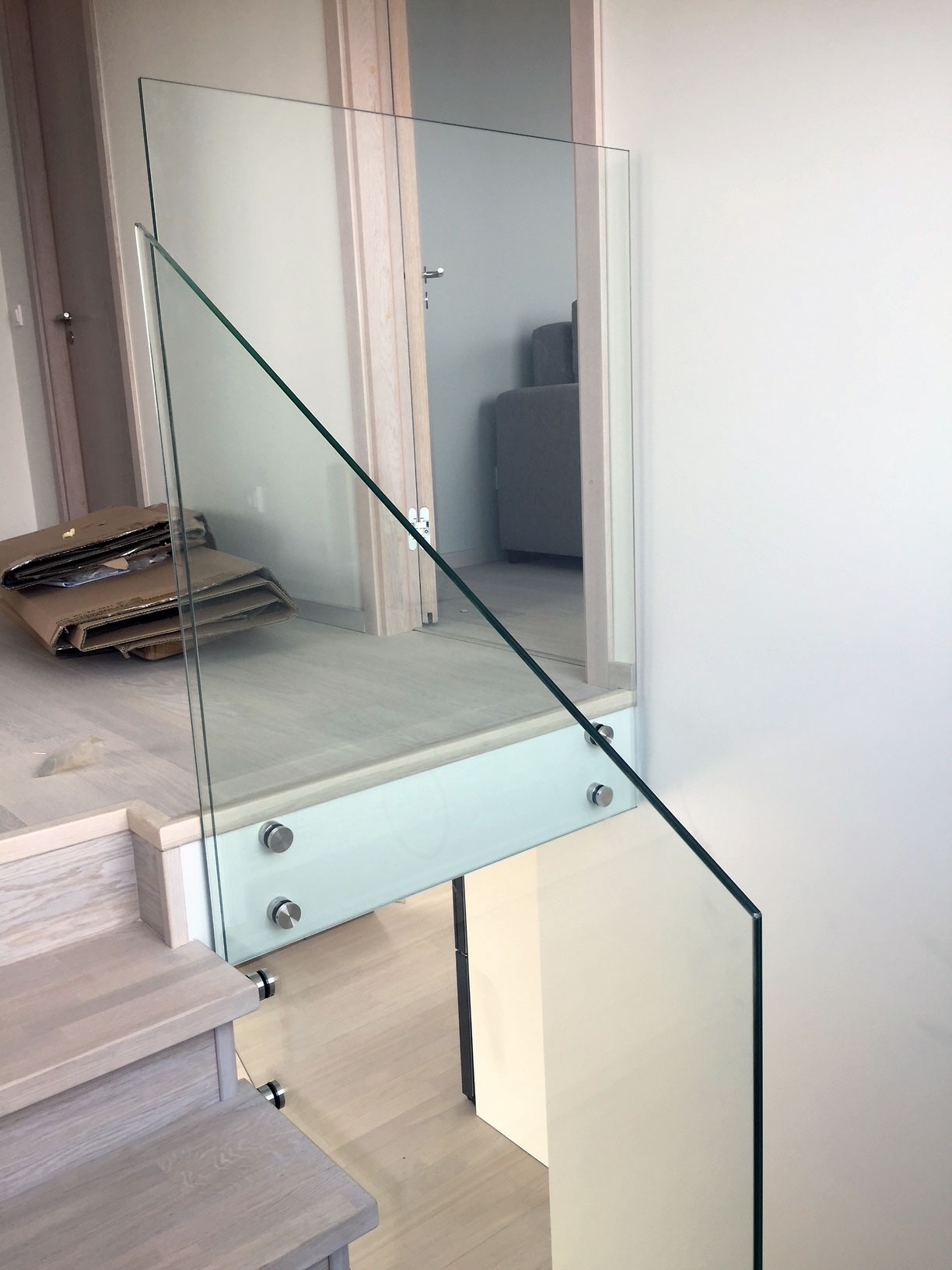 glass handrails