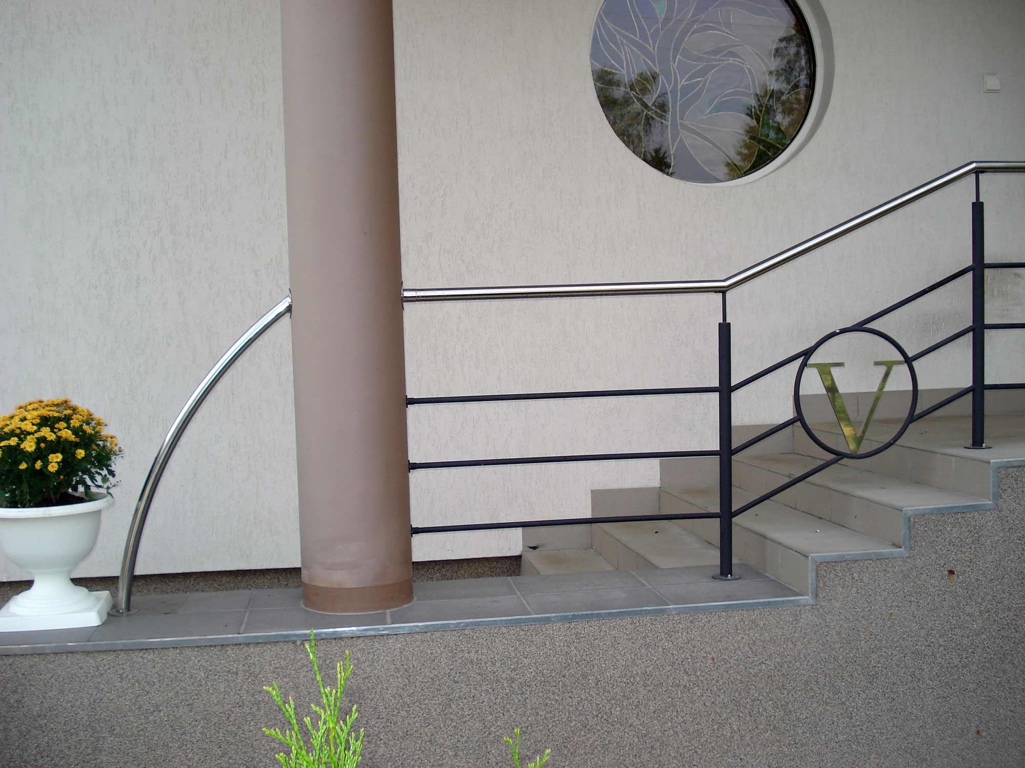 outdoor handrails