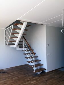 staircase white base
