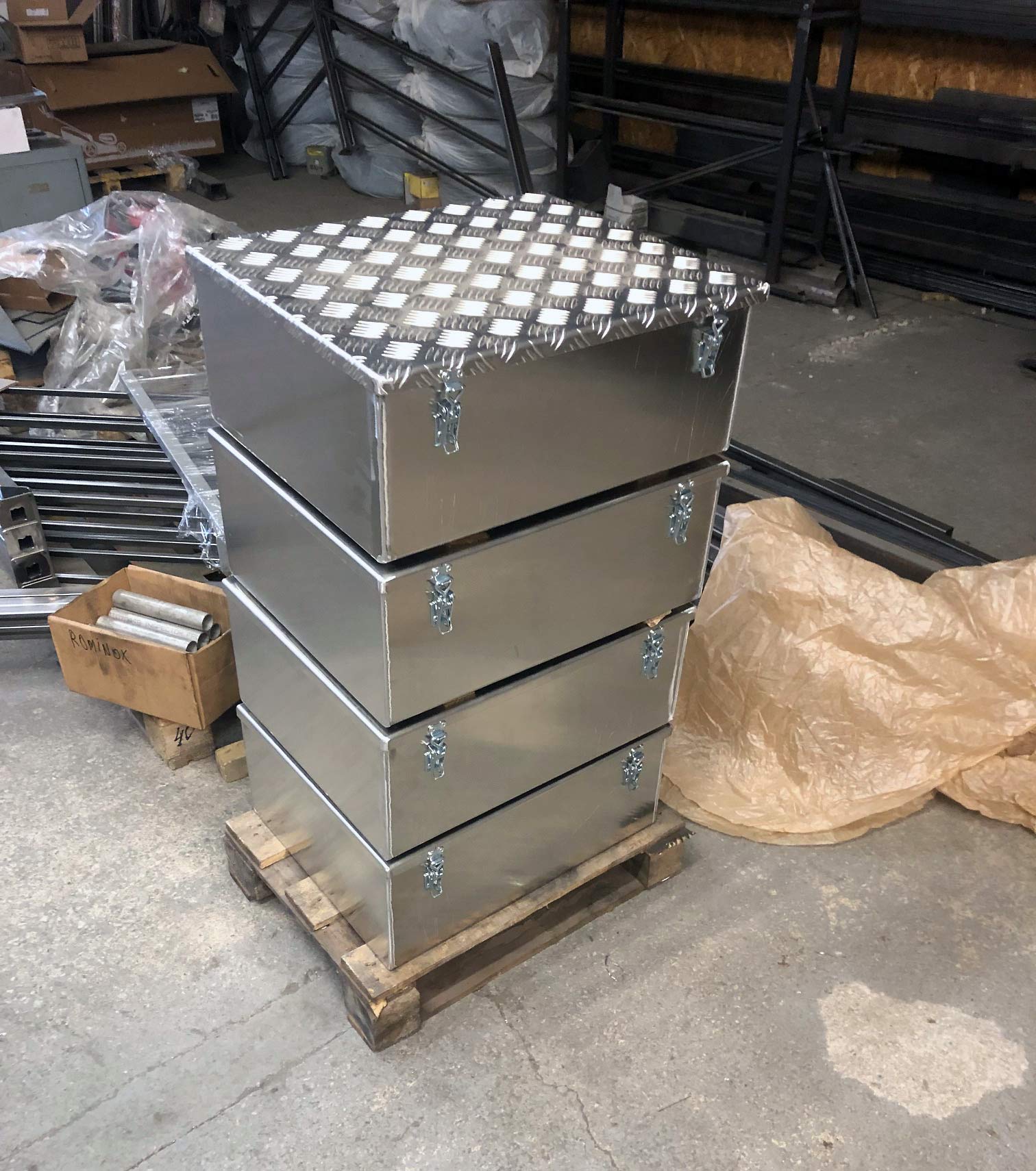 truck accessories box